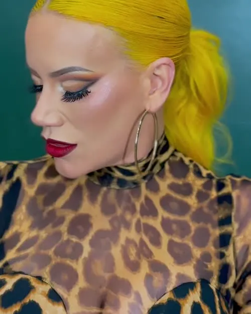 Taya Valkyrie - Video #194561