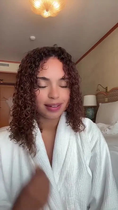 Paola Locatelli - Video #156081