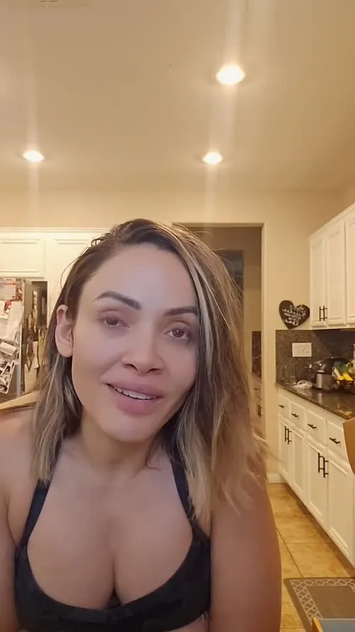 Melissa Santos - Video