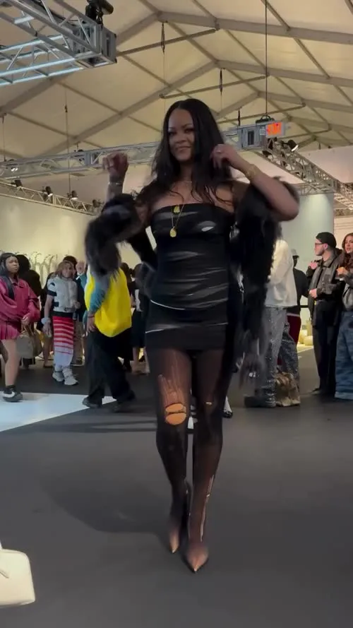 Rihanna - Video #336422