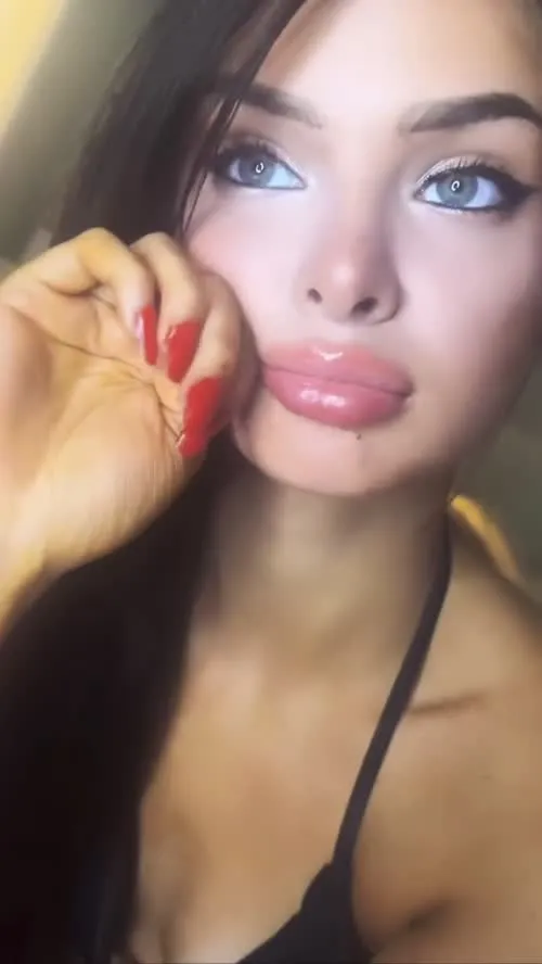 Brighton Sharbino - Video