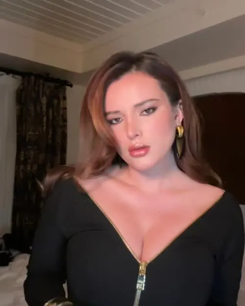 Bella Thorne - Video #409146