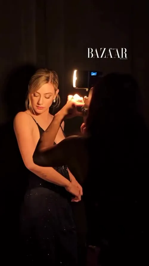 Lili Reinhart - Video