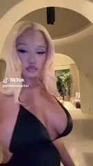 Alabama Barker - Video