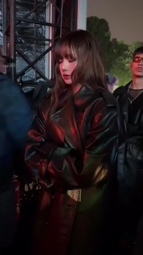 Lisa | BLΛƆKPIИK (Blackpink) - Video