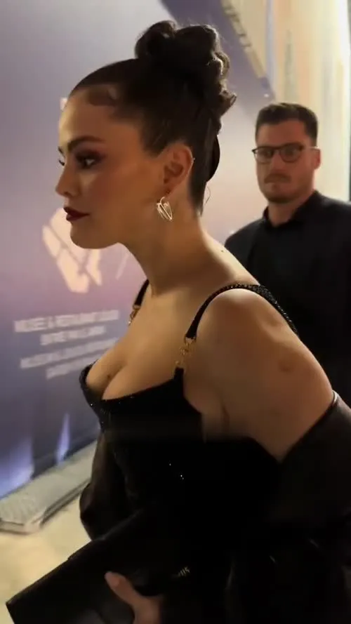 Selena Gomez - Video #375548