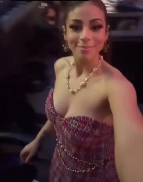 Samantha Irvin - WWE - Video