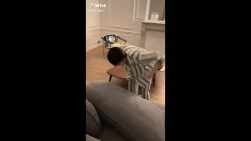Maisie Williams - Video
