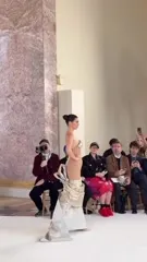 Kendall Jenner - EeE5lyyYW4n