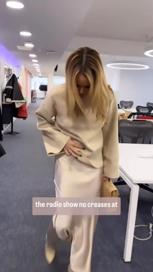Amanda Holden - Video #347994