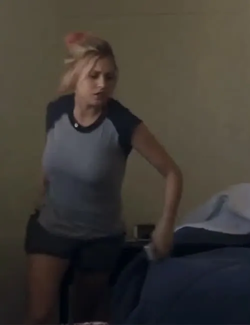 Eliza Taylor - Video