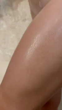 Gina Gerson - Ellie &amp; Gina Shower