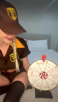 Elsa Jean - Onlyfans live