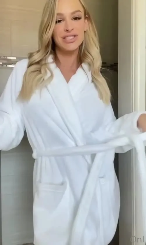 Emma Hix / emmahixofficial - Video #84769