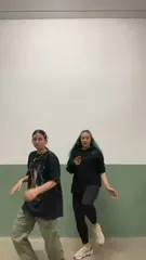 Nicole Wallace - En tiempos libres los tik tok