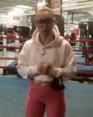 Heather Hardy / American Boxer - Video