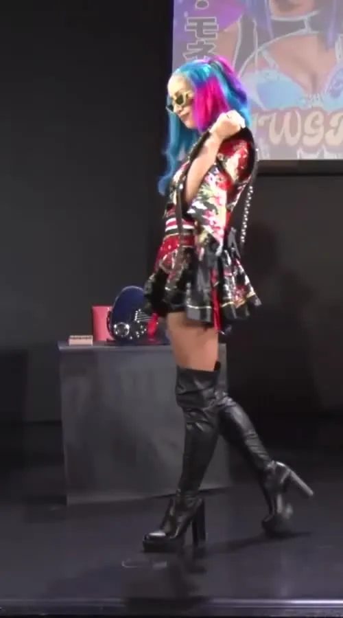 WWE/AEW Sasha Banks | Mercedes Moné - Video