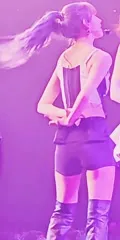 Sakura Miyawaki 宮脇 咲良 | LESSERAFIM - Video