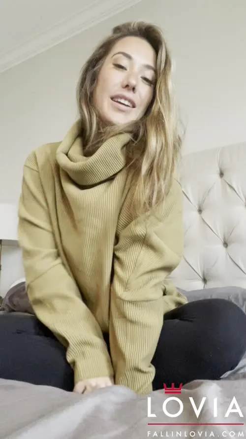 Eva Lovia / Fallinlovia - Cozy JOI