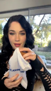 Evelyn Claire - I Love Sucking This Toy