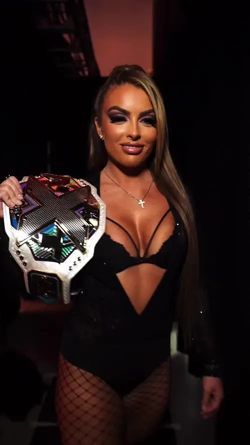 Mandy Sacs | Mandy Rose - Video