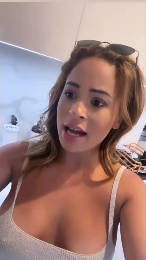 Kayla Braxton - Video