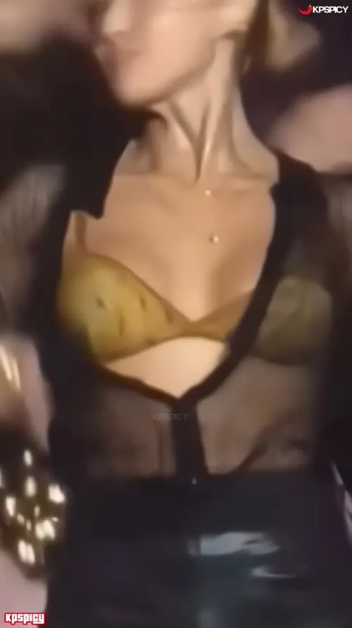 HWASA - Video #232591