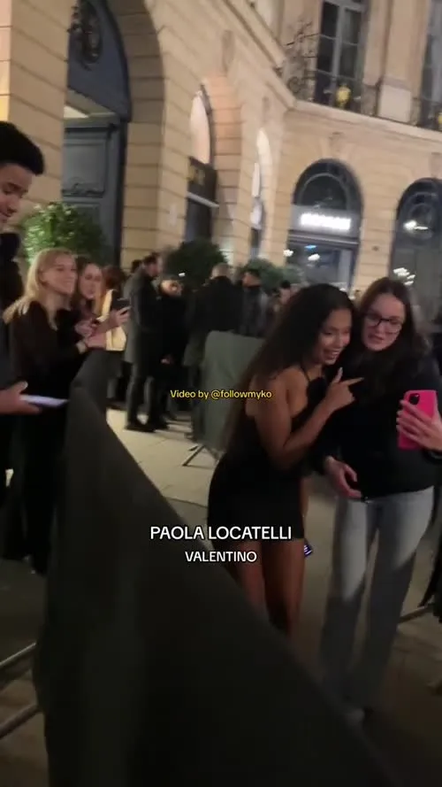 Paola Locatelli - Video #121008