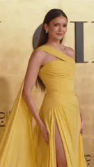 Nina Dobrev - F1eXlA1y uO