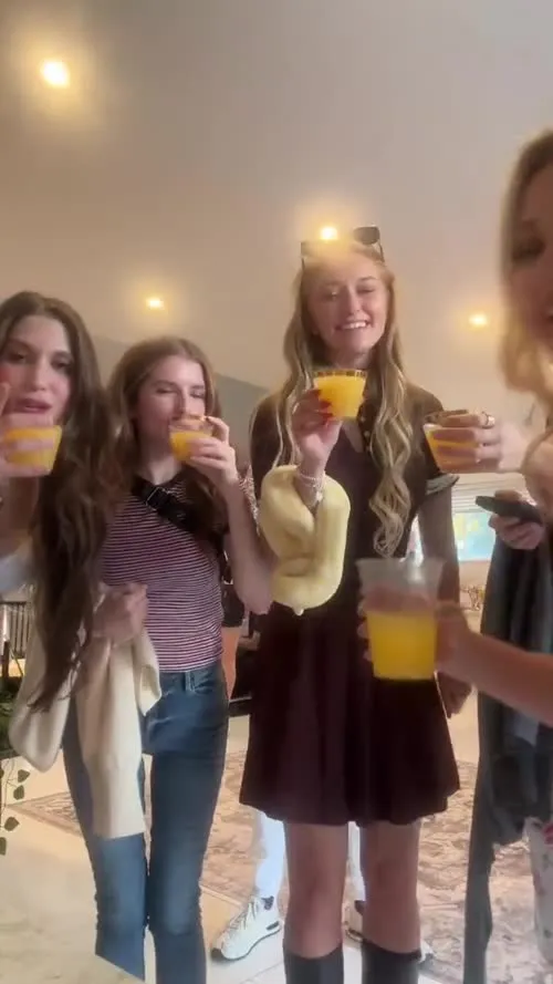 Anna Kendrick - Video