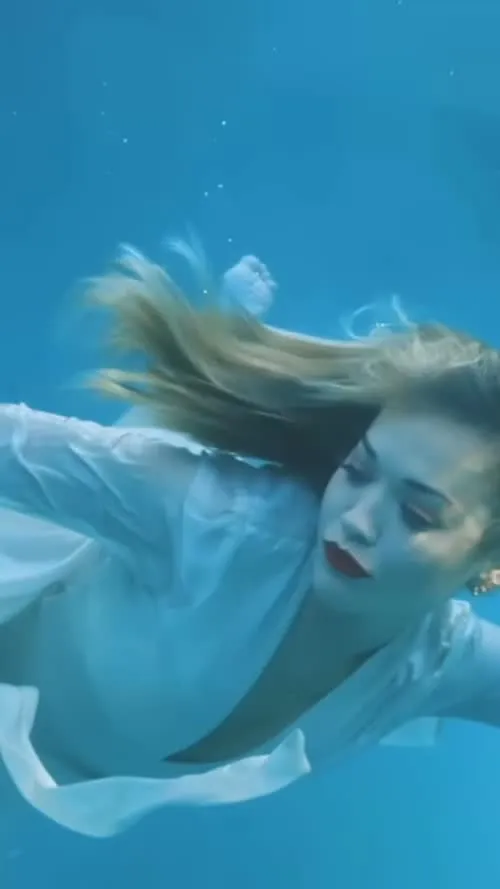Rita Ora - Video