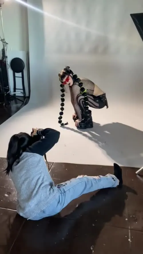 Dani Thorne - Video