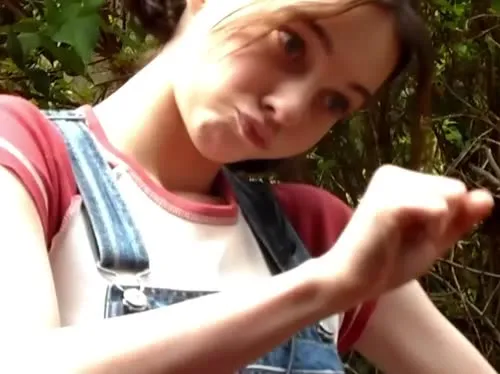 Emma Myers - Video