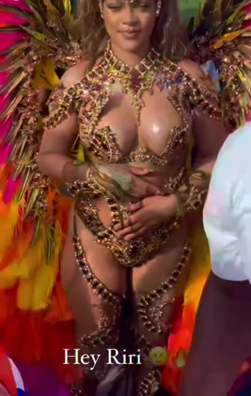 Rihanna - Video