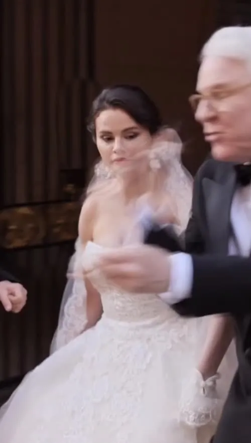 Selena Gomez - Video