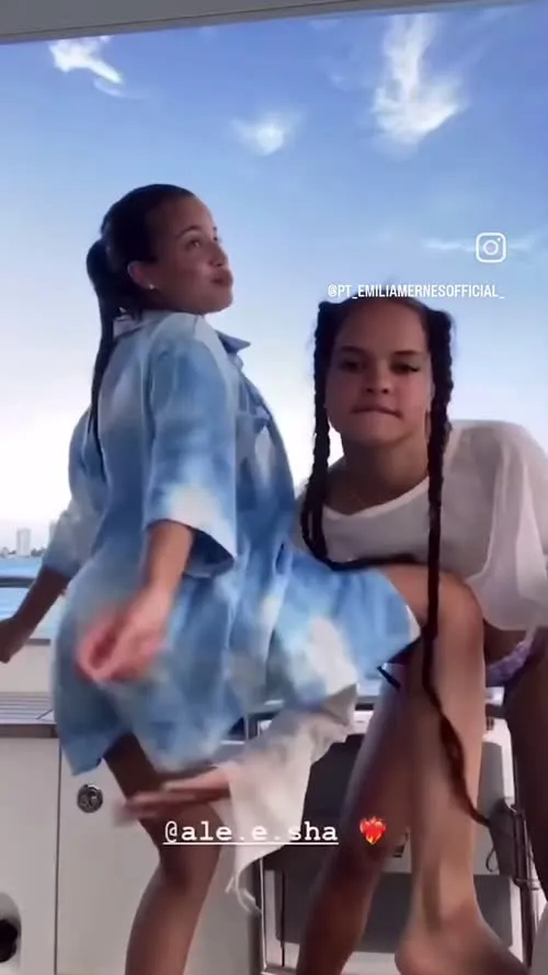 Emilia Mernes - Video #120229