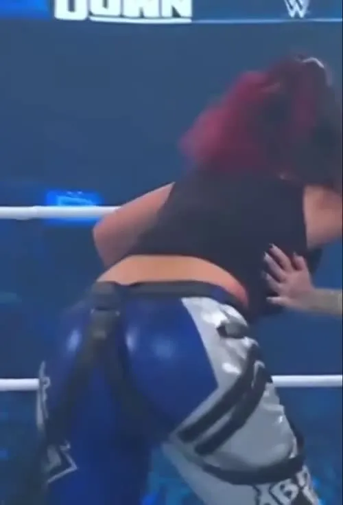 WWE Bayley / Davina Rose / Pamela Rose Martinez - Video #298277