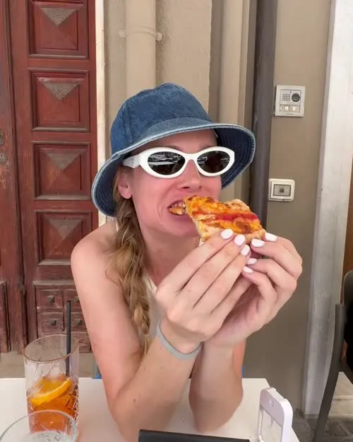 Brie Larson - Video