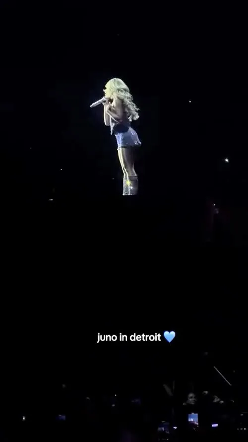 Sabrina Carpenter - Video