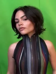 Ariana Greenblatt - Video