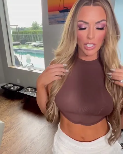 Mandy Sacs | Mandy Rose - Video