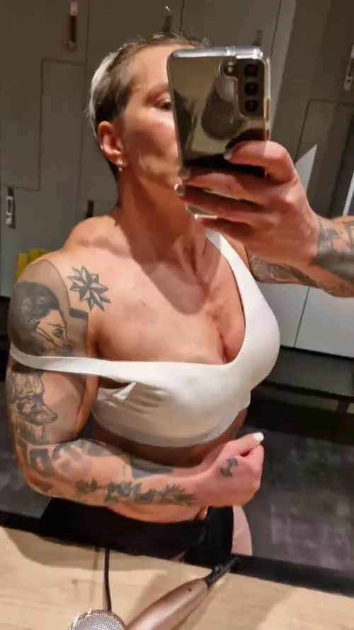crazyxbody / musclegirlxxx - Video #173324
