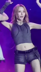 Yuna - ITZY (유나, Shin Yu Na) - Video