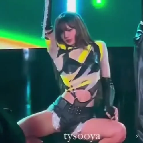 Lisa | BLΛƆKPIИK (Blackpink) - Video