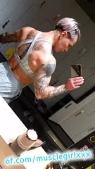 crazyxbody / musclegirlxxx - Video #422068
