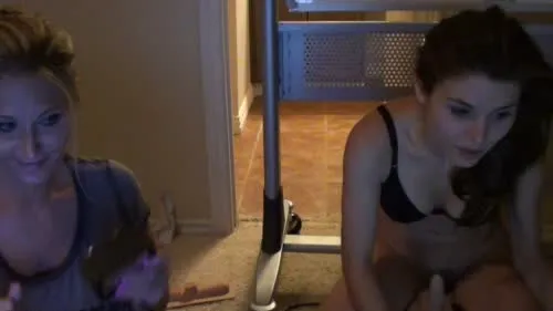 le_lea - First time on a sybian