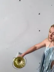 Zara Larsson - Video