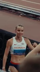 Keely Hodgkinson - Video