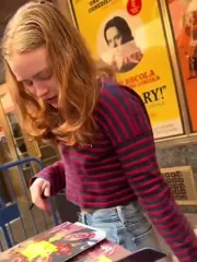 Sadie Sink - FlzauBxz8 b