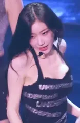 Chaeryeong - ITZY (채령) - Video #259634